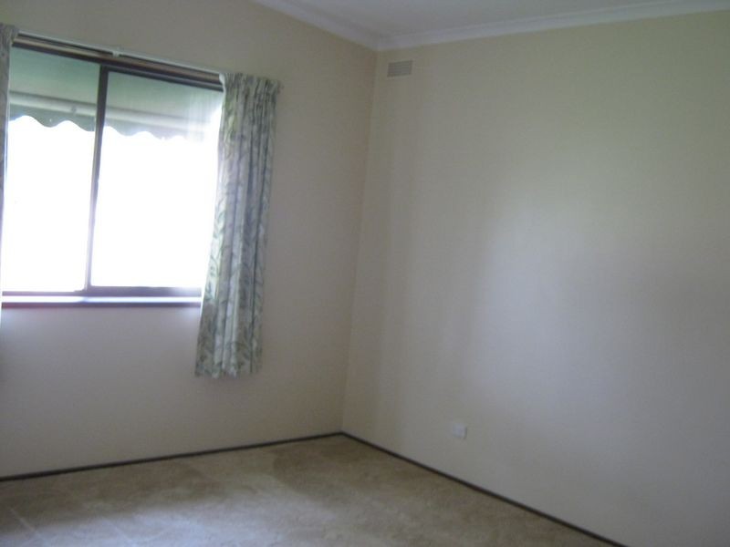 9 Lindsay Court, Wy Yung VIC 3875