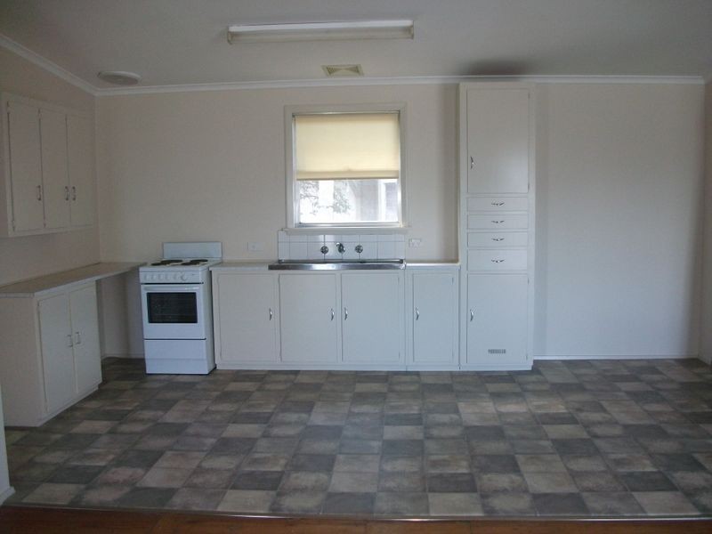 11 Flett Court, Bairnsdale VIC 3875