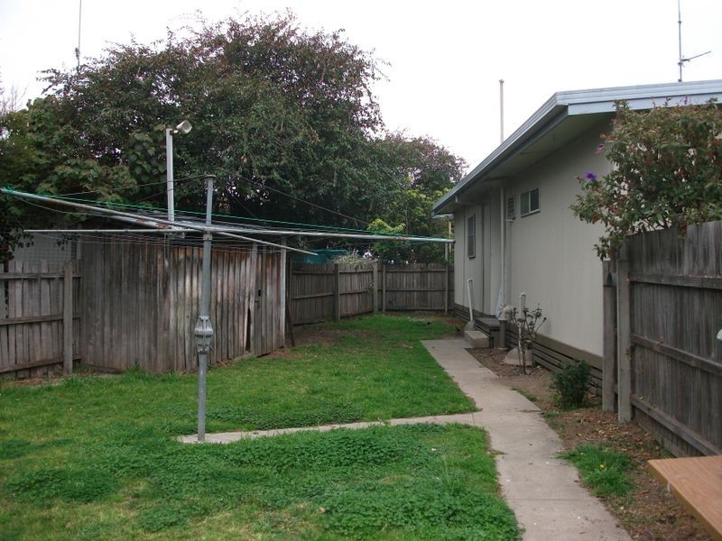 11 Flett Court, Bairnsdale VIC 3875