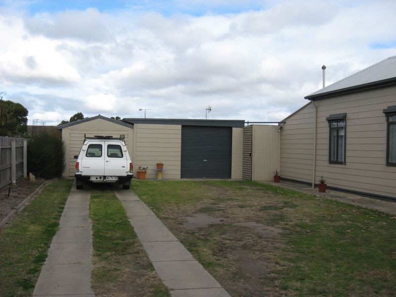 13 Swan Street, Bairnsdale VIC 3875