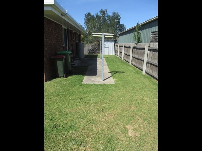 Unit 2/1 Churchill Street, Bairnsdale VIC 3875