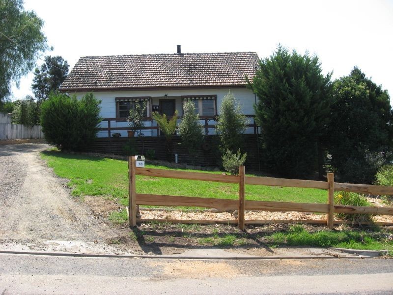 10 Mill Street, Bruthen VIC 3885