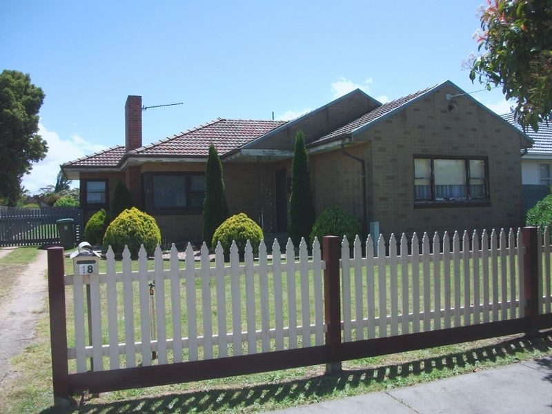 18 Churchill Street, Bairnsdale VIC 3875