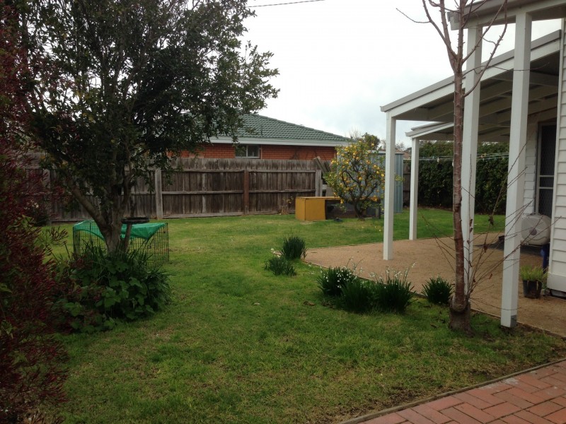12 Hodgson Street, Bairnsdale VIC 3875