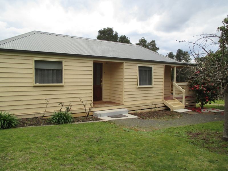 Unit 1/6 Bethross Drive, Tambo Upper VIC 3885