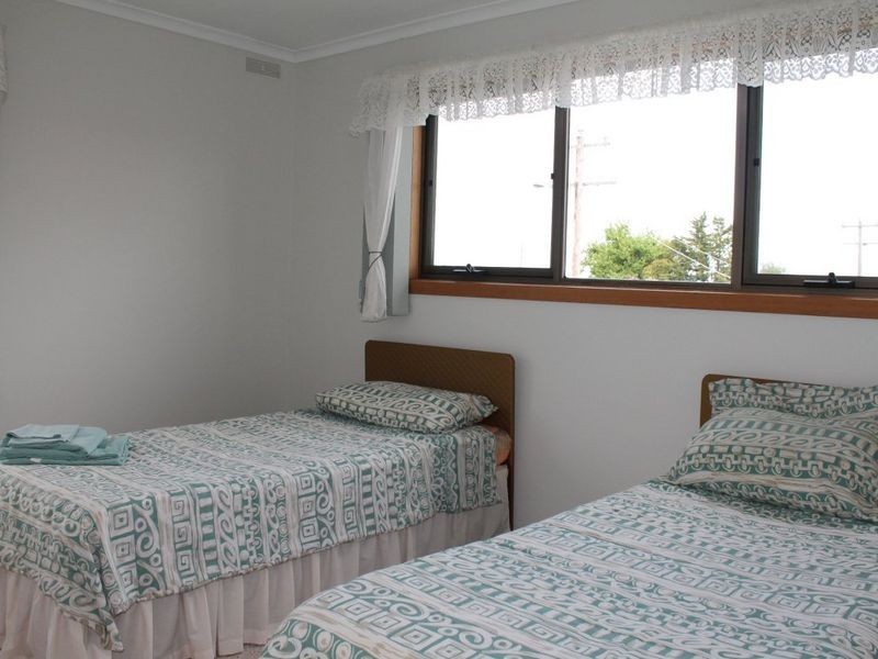 48 Robb Street, Bairnsdale VIC 3875