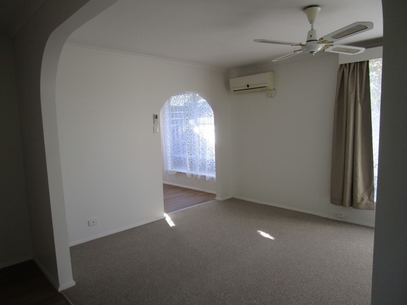 2 Cameron Crescent, Bairnsdale VIC 3875