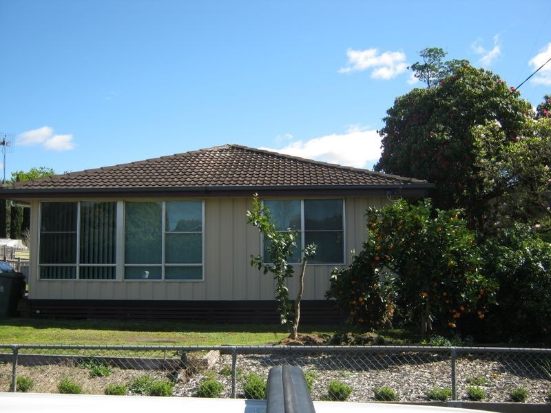 13 Cameron Crescent, Bairnsdale VIC 3875