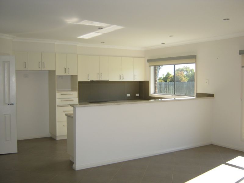 10 Eastern View Drive, Lucknow VIC 3875