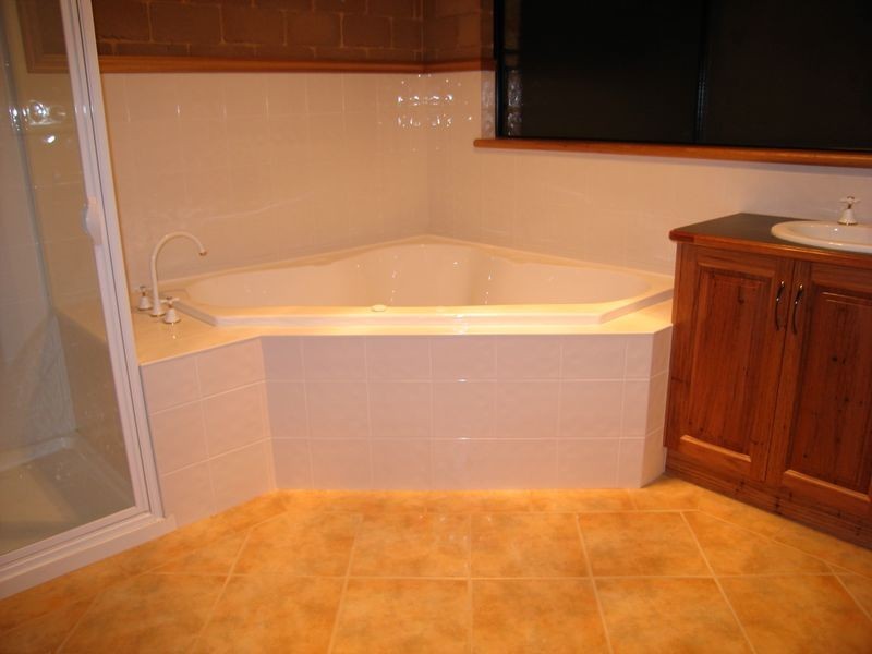 12 Clifton Close, Bairnsdale VIC 3875