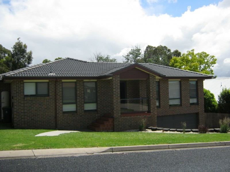 5A The Boulevard, Wy Yung VIC 3875