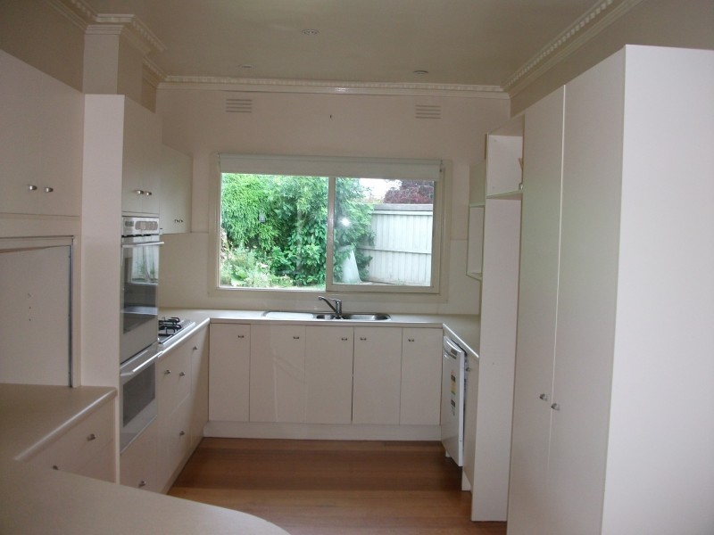 10 Riley Street, Bairnsdale VIC 3875