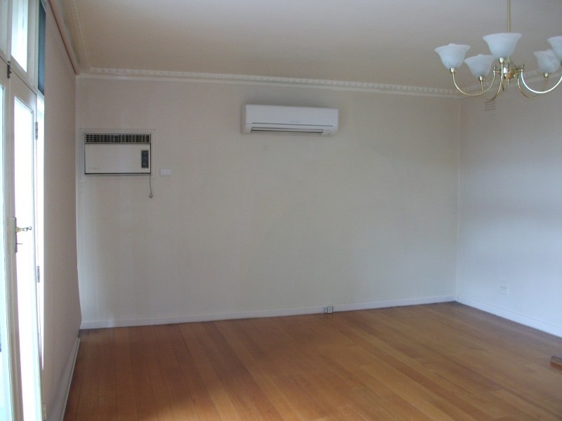 10 Riley Street, Bairnsdale VIC 3875