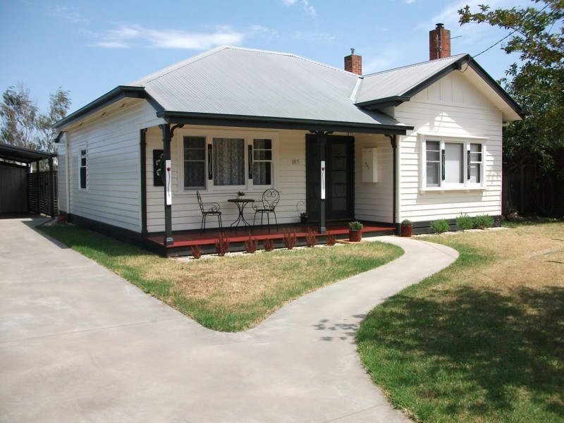 105 Pearson Street, Bairnsdale VIC 3875