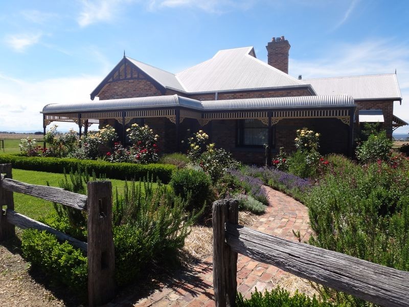 445 Races Lane, Bairnsdale VIC 3875