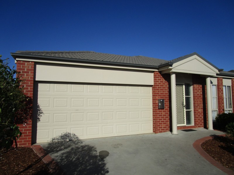 47 Howitt Avenue, Bairnsdale VIC 3875