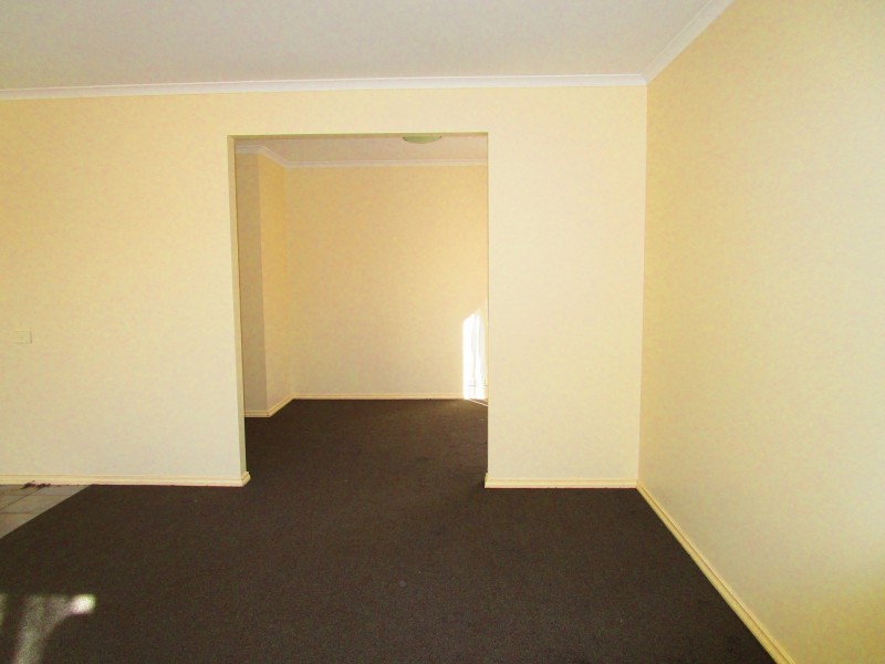 47 Howitt Avenue, Bairnsdale VIC 3875