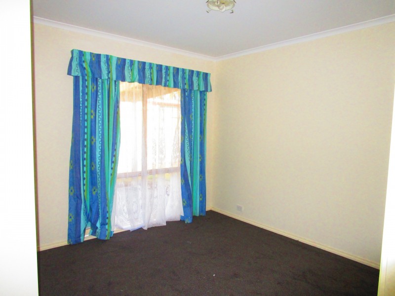 47 Howitt Avenue, Bairnsdale VIC 3875