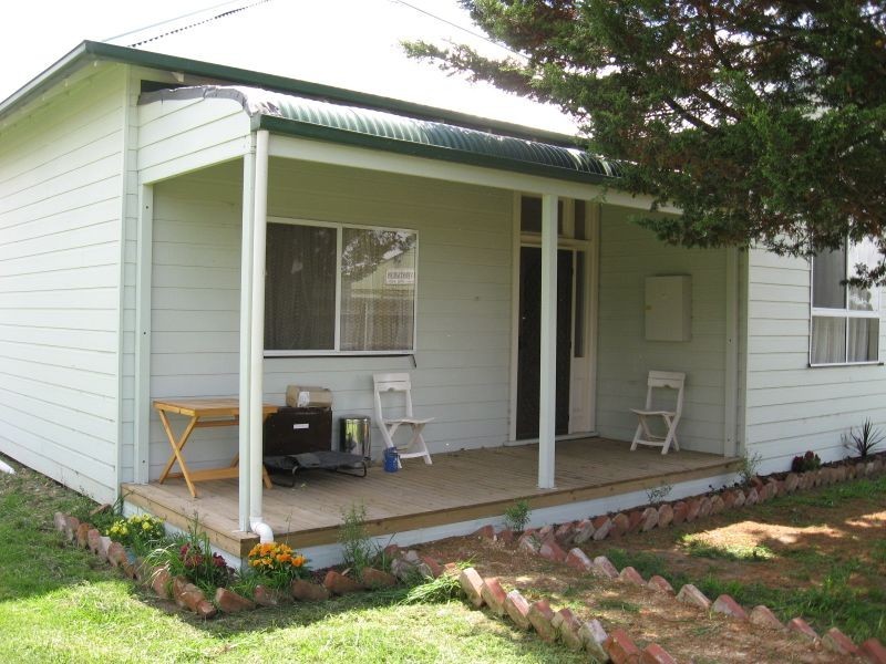 6 Edwards Street, Lindenow VIC 3865