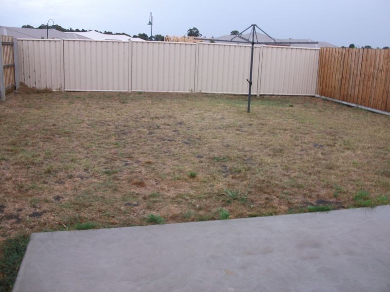 2/21 Fison Avenue, Bairnsdale VIC 3875