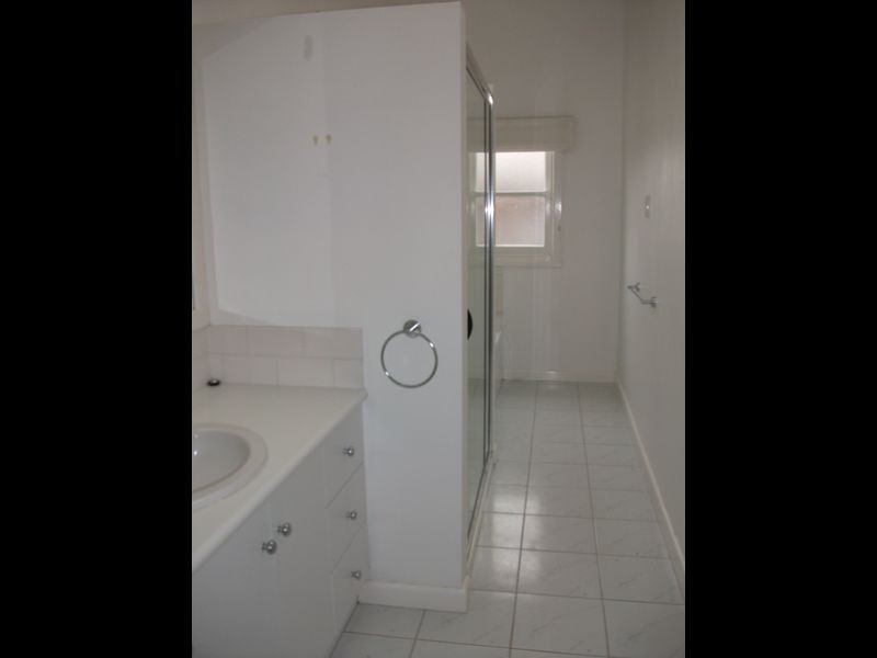 8 Anderson Street, Bairnsdale VIC 3875