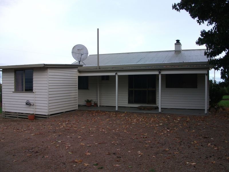 410 Balfours Road, Wy Yung VIC 3875