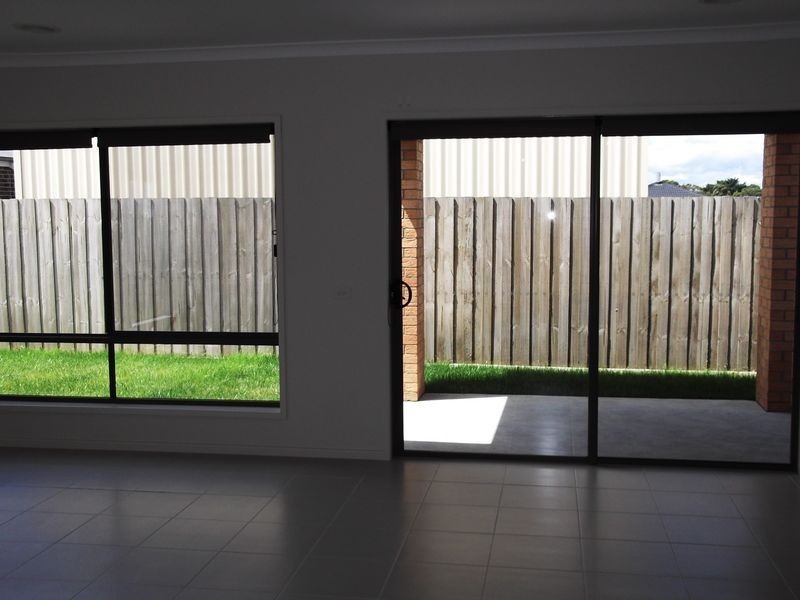 19 Phoebes Way, Bairnsdale VIC 3875
