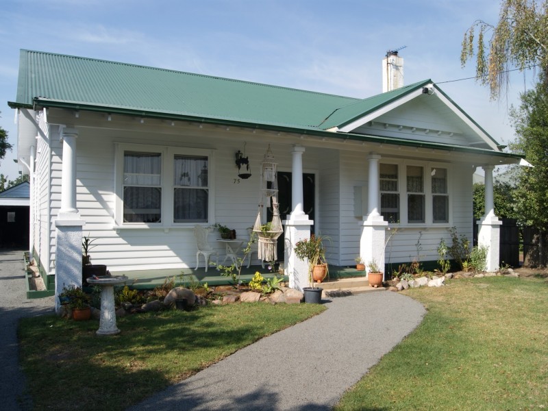 75 Pearson Street, Bairnsdale VIC 3875