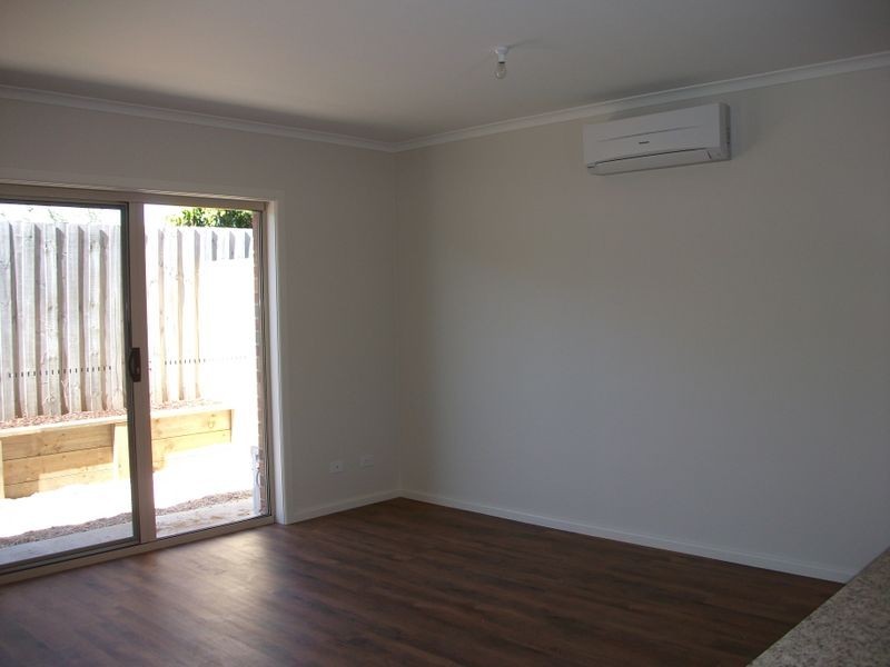 2 / 17 Dahlsen Crscent, Bairnsdale VIC 3875