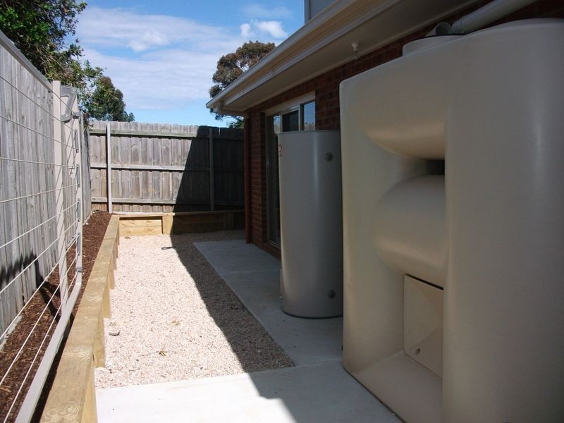 2 / 17 Dahlsen Crscent, Bairnsdale VIC 3875