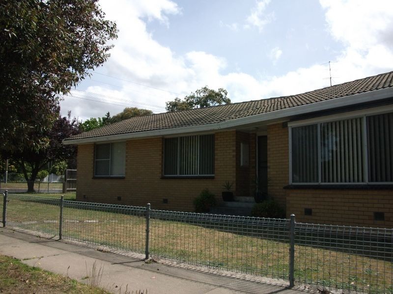 138 Wallace Street, Bairnsdale VIC 3875