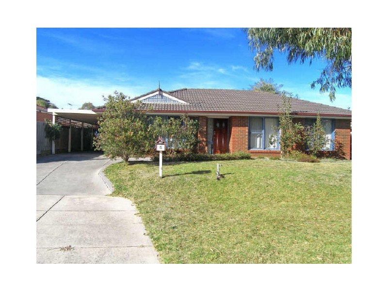 5 Wirrabarra Place, Berwick VIC 3806