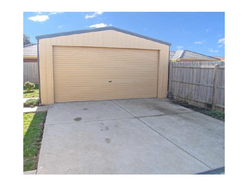 72 Hancock Drive, Berwick VIC 3806