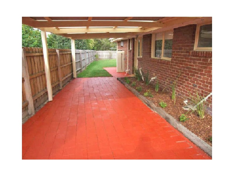 10 Garryowen Crescent, Narre Warren VIC 3805