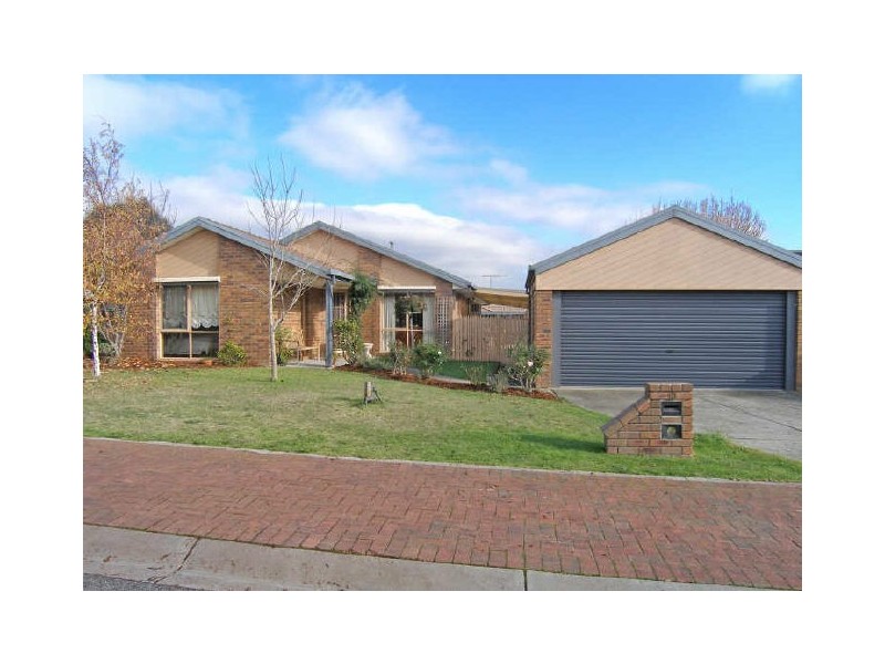 13 Hansen Court, Narre Warren VIC 3805