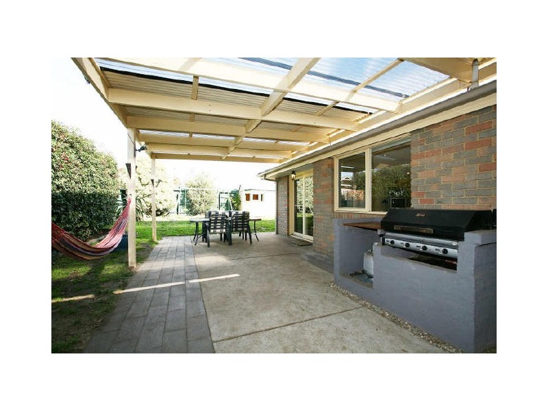 32 Albrecht Avenue, Berwick VIC 3806