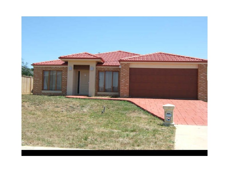 5 Wearingford Avenue, Narre Warren South VIC 3805