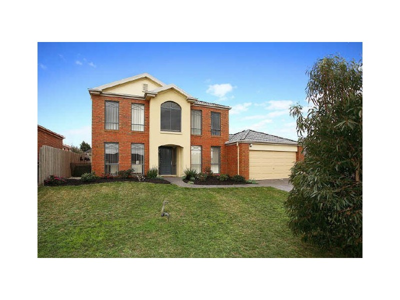 12 Sundial Court, Berwick VIC 3806
