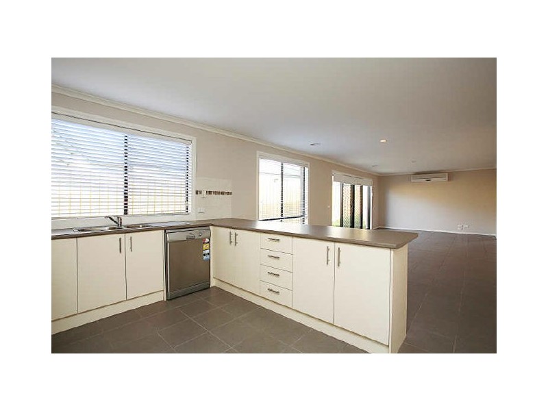 56 Fairholme Boulevard, Berwick VIC 3806