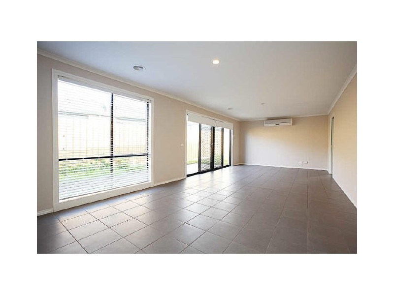 56 Fairholme Boulevard, Berwick VIC 3806