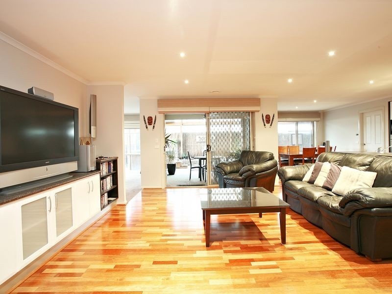 9 Parish Court, Narre Warren South VIC 3805