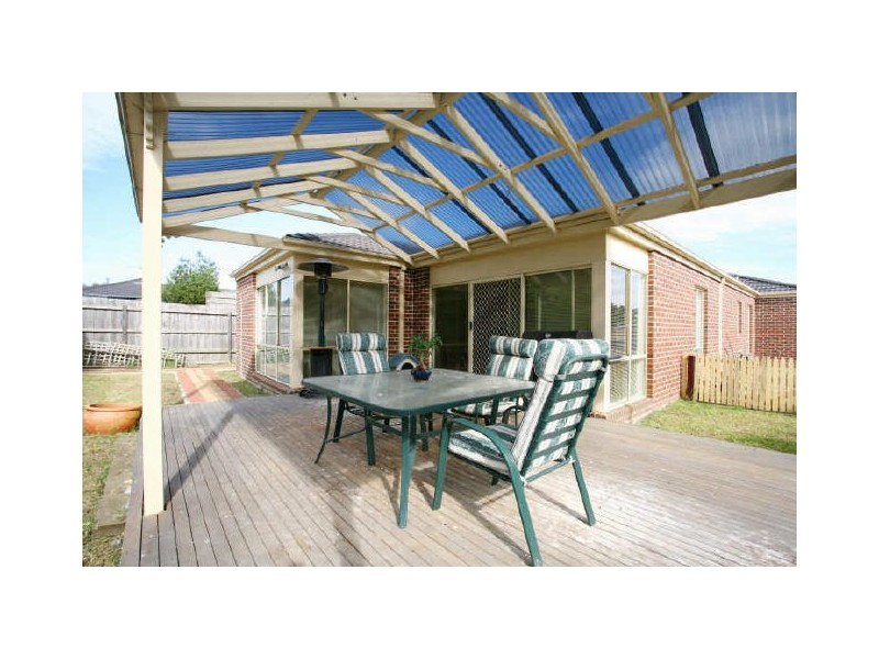 53 Fieldstone Boulevard, Beaconsfield VIC 3807