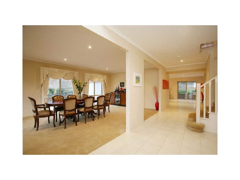 11-12 Bailey Views Court, Narre Warren North VIC 3804