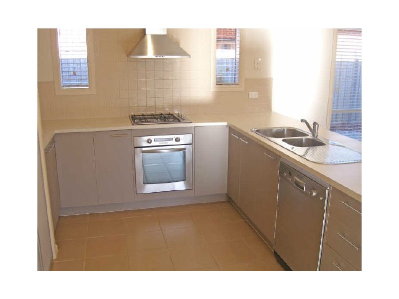 105 Skyline Way, Berwick VIC 3806