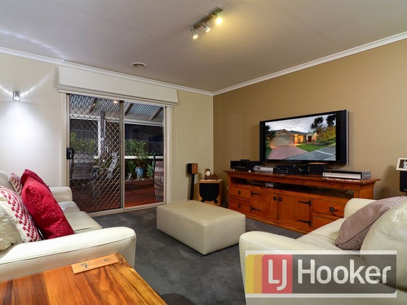 74 Scenic Drive, Beaconsfield VIC 3807