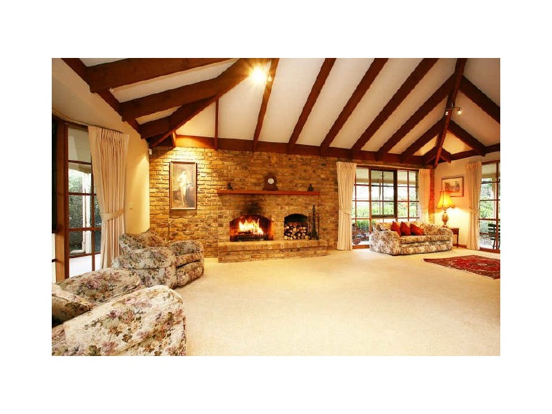 7 Fraser Avenue, Beaconsfield Upper VIC 3808