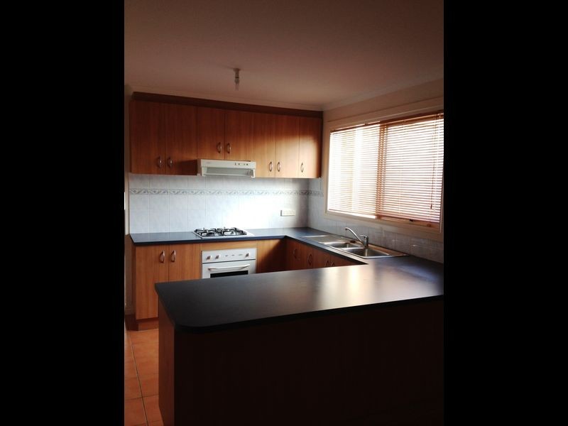 4 Souhail Court, Berwick VIC 3806