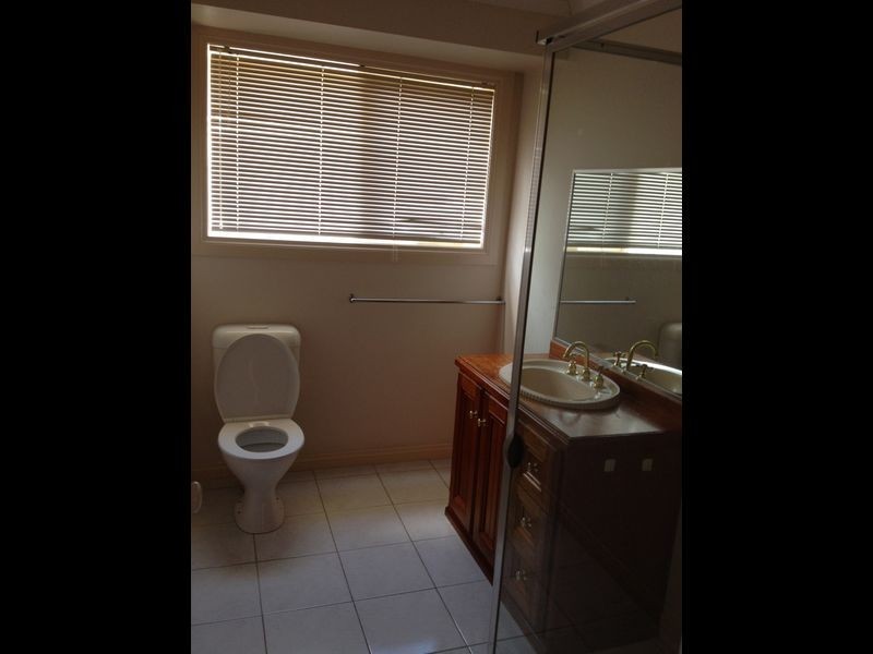 4 Souhail Court, Berwick VIC 3806