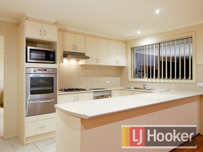 2 Chin Court, Berwick VIC 3806