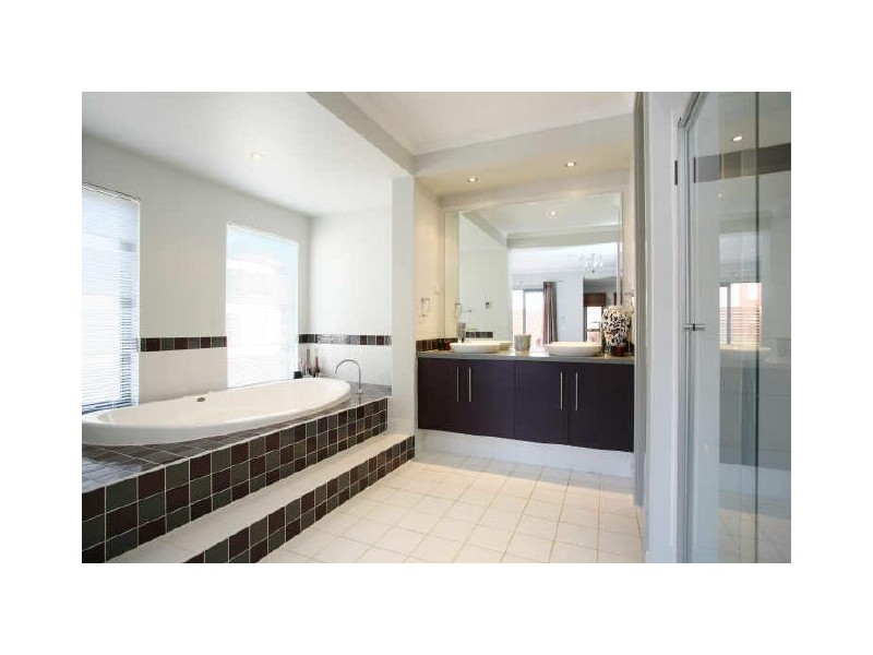7 Viewpoint Place, Berwick VIC 3806